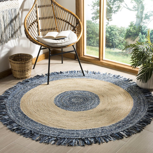 SAFAVIEH Cape Cod Collection Area Rug - 8' Round, Ivory & Denim, Handmade Boho Fringe Jute & Cotton, Ideal for High Traffic Areas in Living Room, Bedroom (CAP205D)